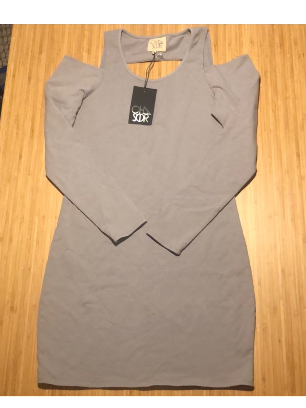 BNWT CHASER COLD SHOULDER MINI SZ L